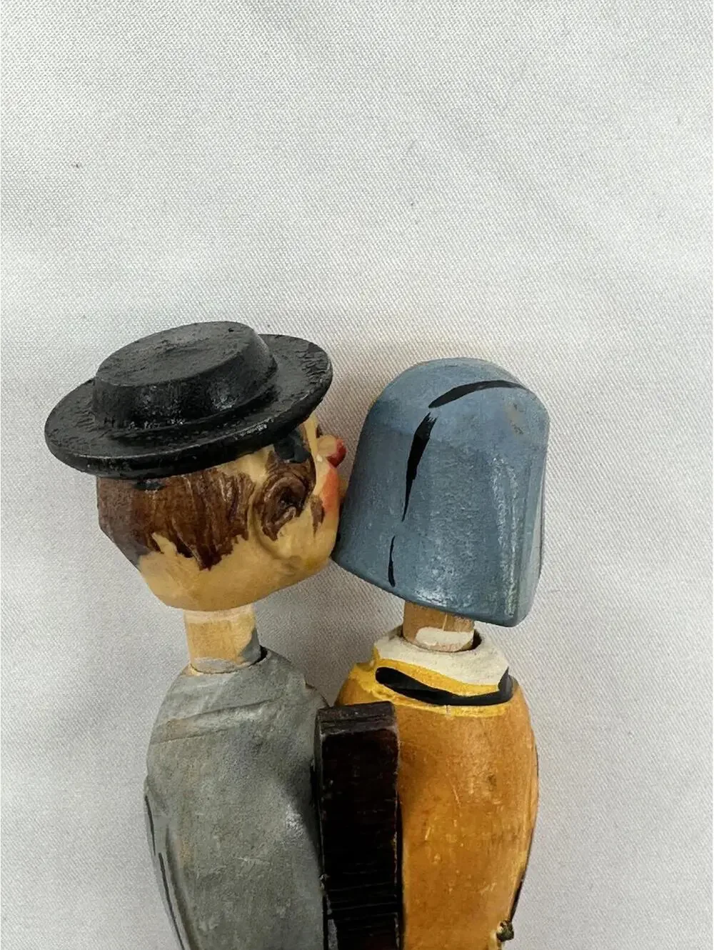 Antique Bottle Stopper Mechanical Kissing Couple Hand Carved